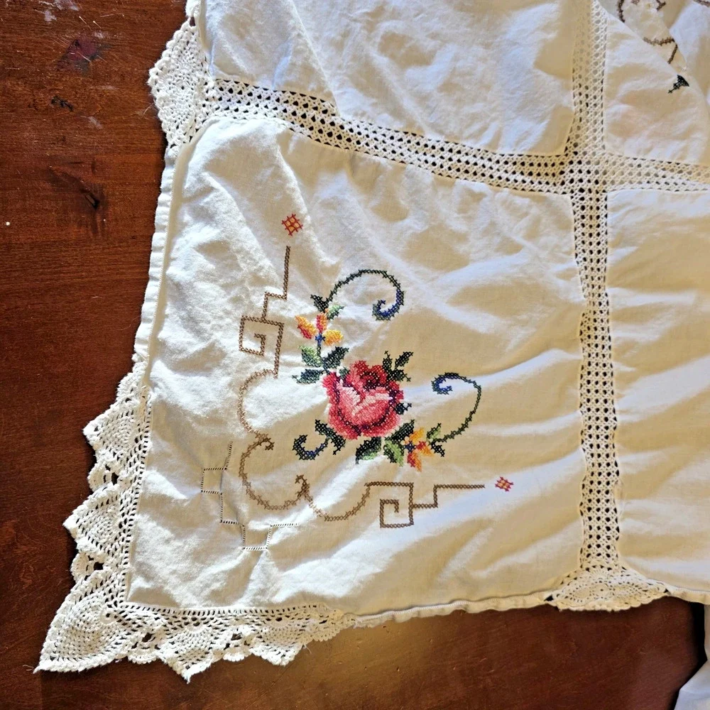 VTG Embroidered Cross Stitch Linen Tablecloth 112x64 White Crochet Edge Handmade